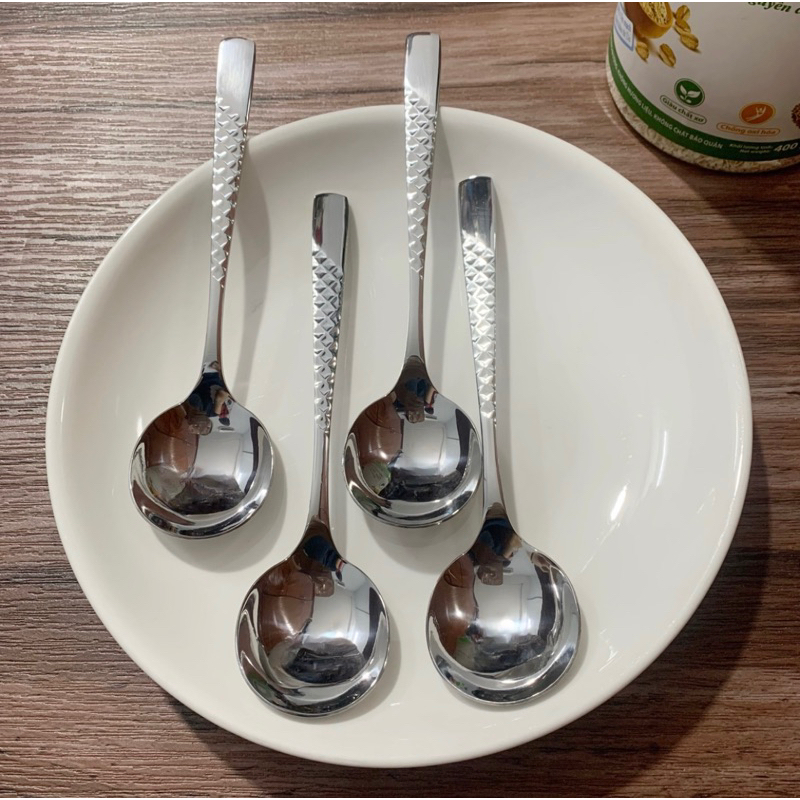 Muỗng ăn cơm inox bầu cán dài (17.5*4.5cm)