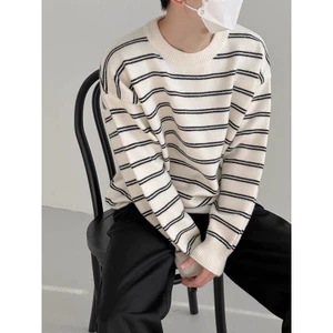 <<Có sẵn>> 026 Áo len dệt kim FORM RỘNG cổ tròn tay dài sọc đen cơ bản phong cách Hàn quốc dành cho nam mùa thu đông