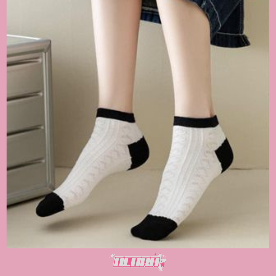 mall inline badgeTất Vớ Nữ, Tất Nam Nữ Cổ Cao Phong Cách Vintage Hàn Quốc Thêu Hình Thú Cute LADI Mẫu T11