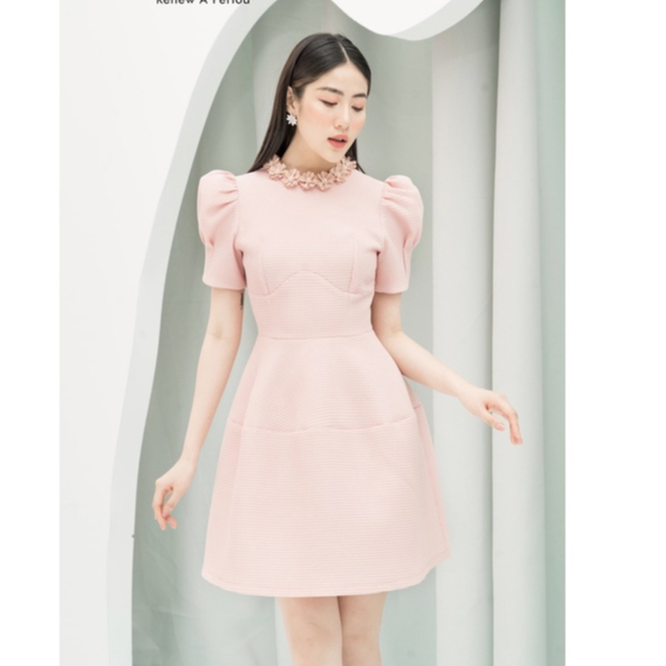 RẬP – Đầm Hồng Tay Xếp Viền Cổ Đính Hoa – PRINCESS 07