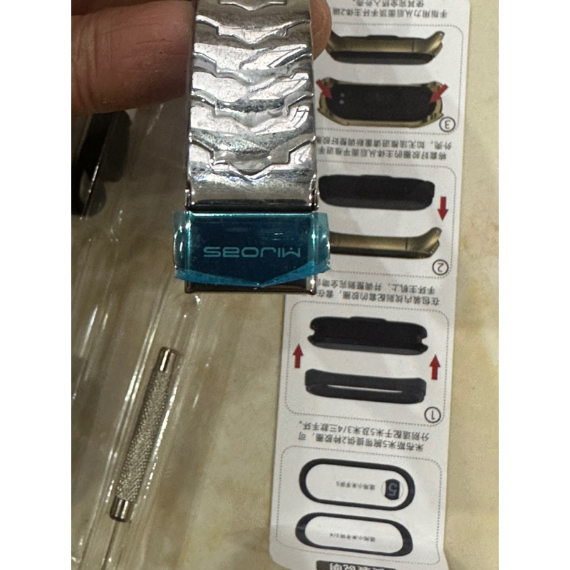 Dây đeo kim loại Miband 4/5/6 mắt khoá vảy rồng V-shape _ CHÍNH HÃNG MIJOBS