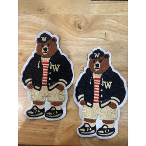 patch vải ủi nhiệt thêu hình thời trang người gấu mặc áo khoắc đen siêu siêu đẹp