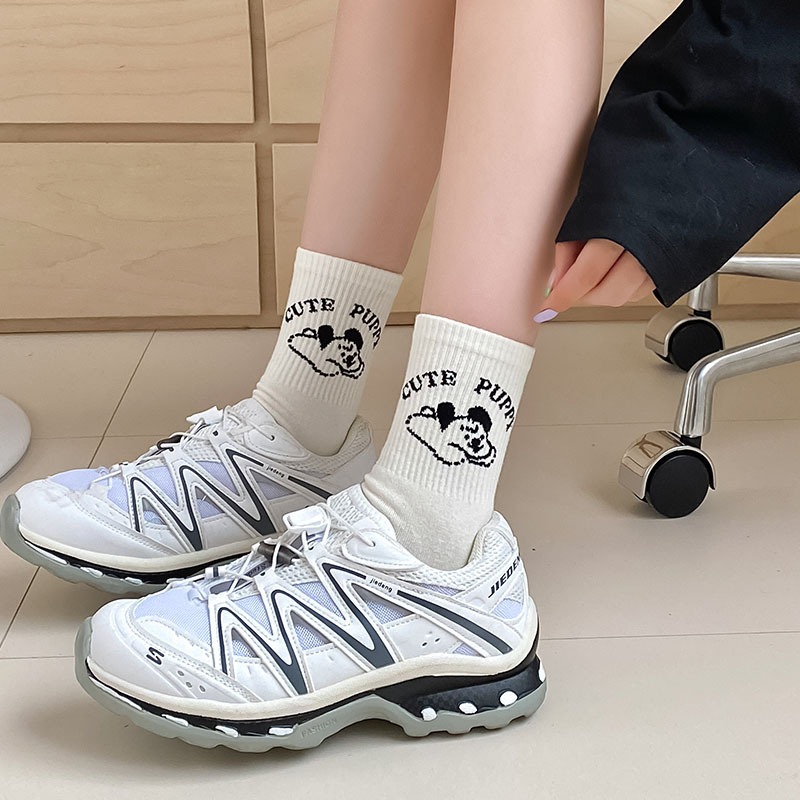 Vớ Tất hoạt hình cổ cao Unisex 5 màu phong cách thể thao, năng động.