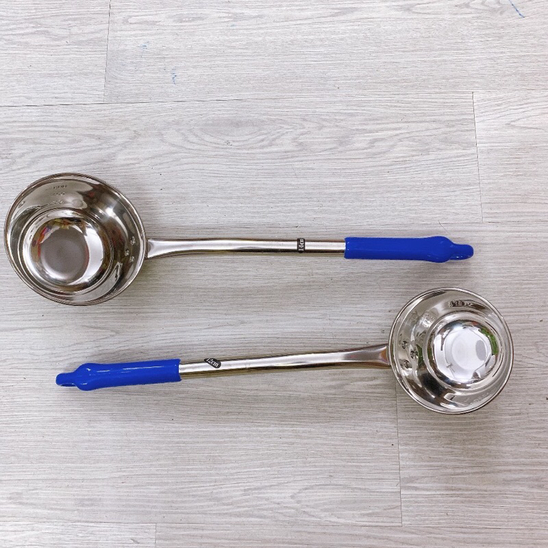 Gáo vá múc nước lèo inox size từ 300ml đến 1200ml có vạch đo lường