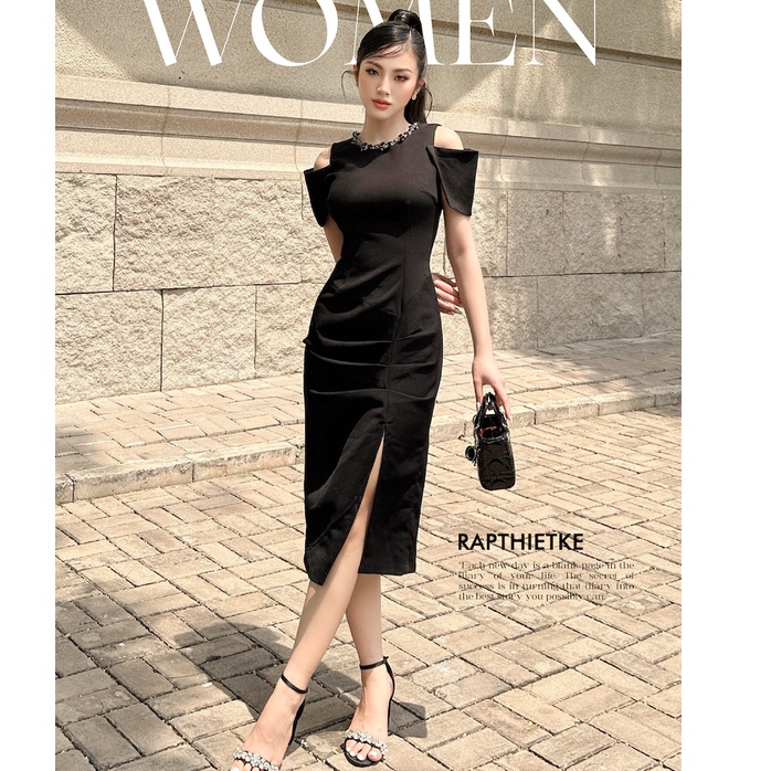 RẬP – Đầm Đen Cổ Tròn Đính Đá Tay Lỡ Hở Vai Xẻ Tà – LOVIE 07