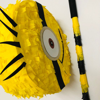 Pinata đập kẹo Minion Quà tặng sinh nhật độc đáo cho bé