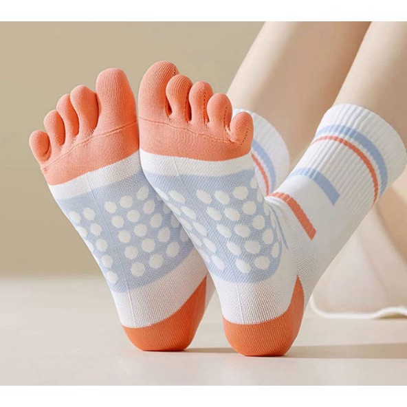 Vớ Tất thể thao xỏ ngón cổ cao Nam Nữ phong cách trẻ trung, năng động.