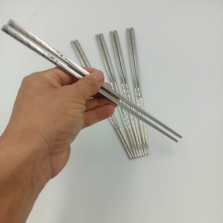 SET 5 đôi đũa inox 304 khắc logo và họa tiết hoa văn cao cấp