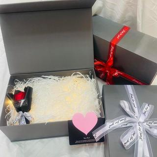 (30cm*20cm*11cm_gift xám) Combo hộp quà  valentine, sinh nhật size to tặng bạn trai, người yêu, kèm phụ kiện