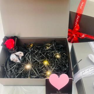 (30cm*20cm*11cm_gift xám) Combo hộp quà  valentine, sinh nhật size to tặng bạn trai, người yêu, kèm phụ kiện