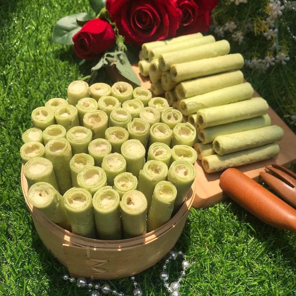 [hot]1kg Bánh Ống Lá Dứa đâu xanh nhân kem bơ - ăn vặt siêu ngon ...