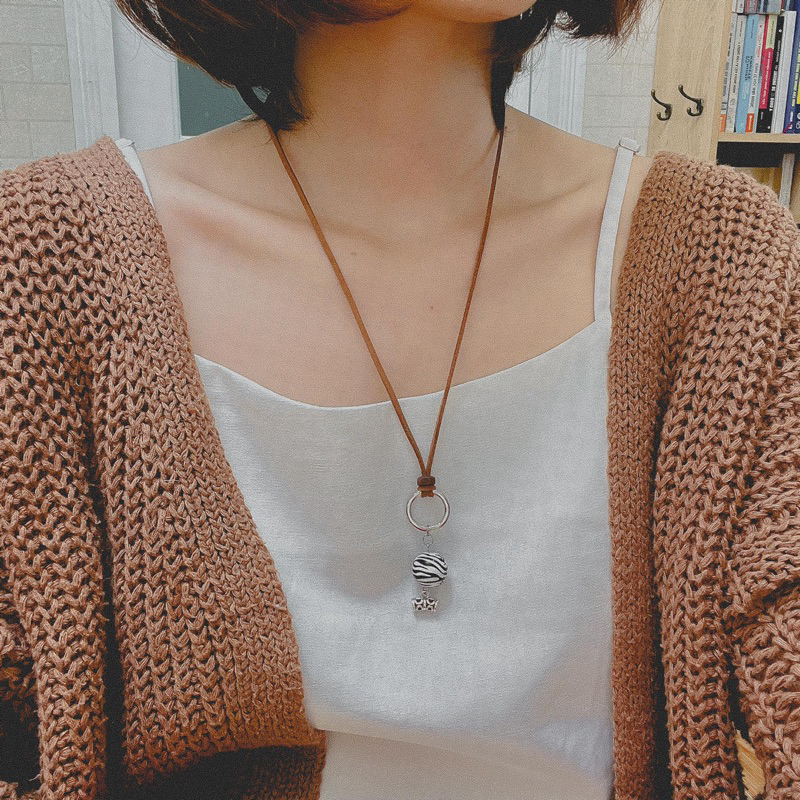 Vòng cổ Ino - Dây chuyền mặt gỗ hoạ tiết sọc mix charm