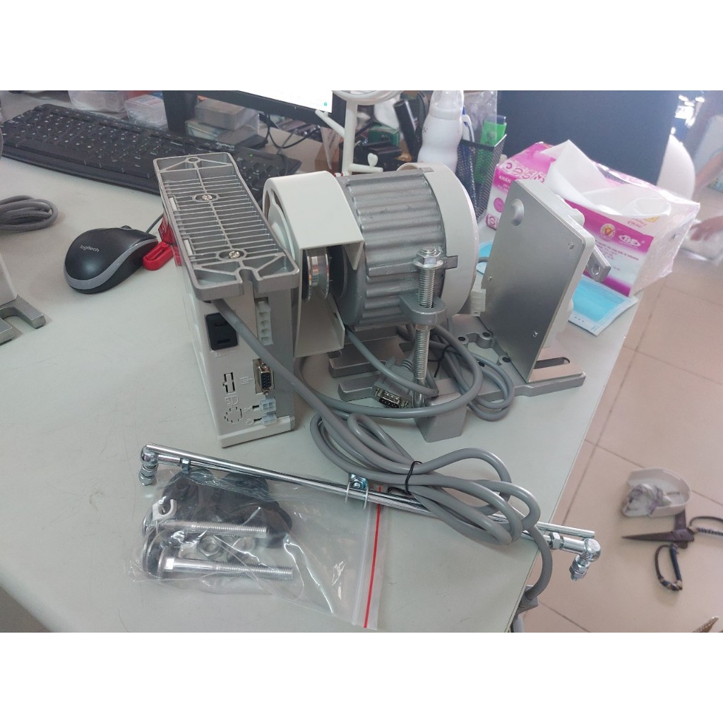 Mô Tơ Tiết Kiệm Điện 550W, 750W – Motor Máy May 1 Kim & Máy Vắt Sổ Công Nghiệp Chính Hãng, Chạy Êm, Bền Bỉ, Phụ Kiện Ngà