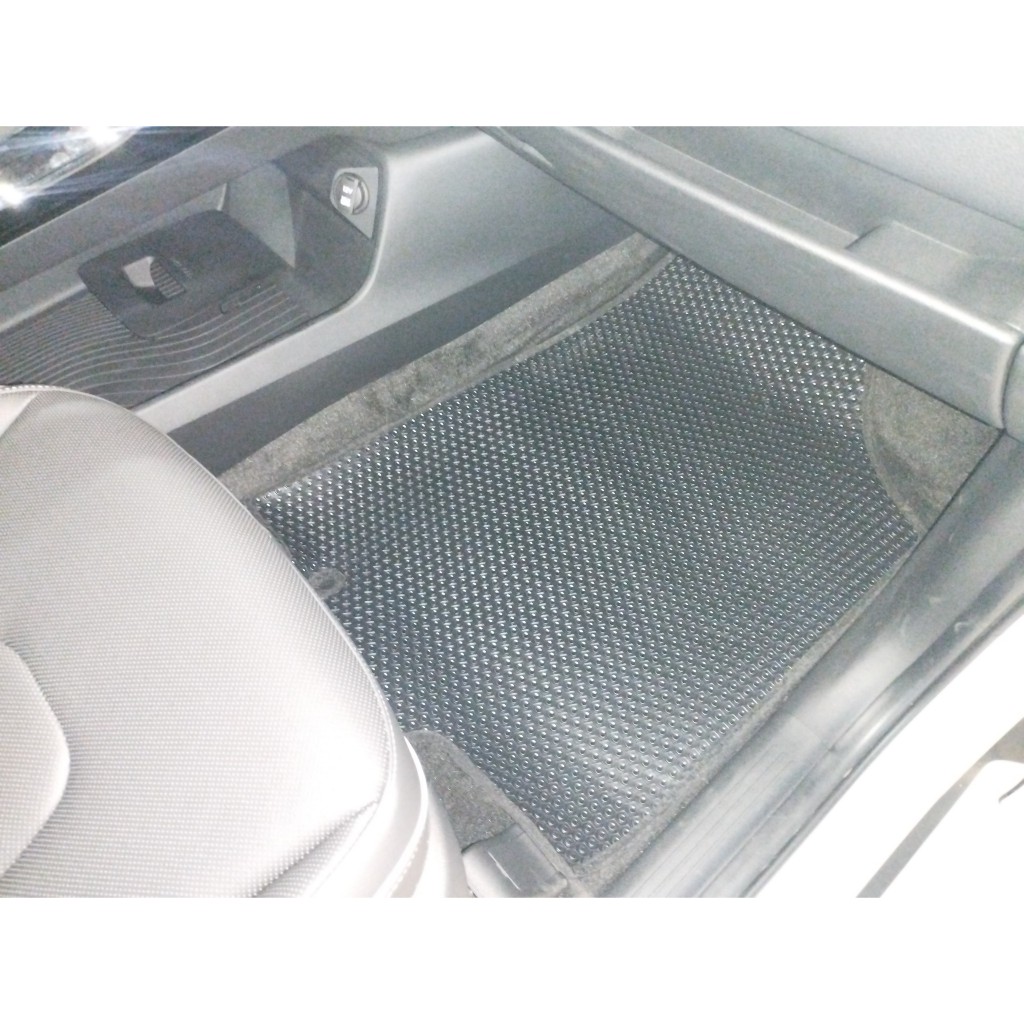 Thảm lót ô tô KATA cho xe Hyundai Custin 2023-2025 (SUV 7) - Khít với sàn, Chống trơn, Không mùi, Không ẩm mốc