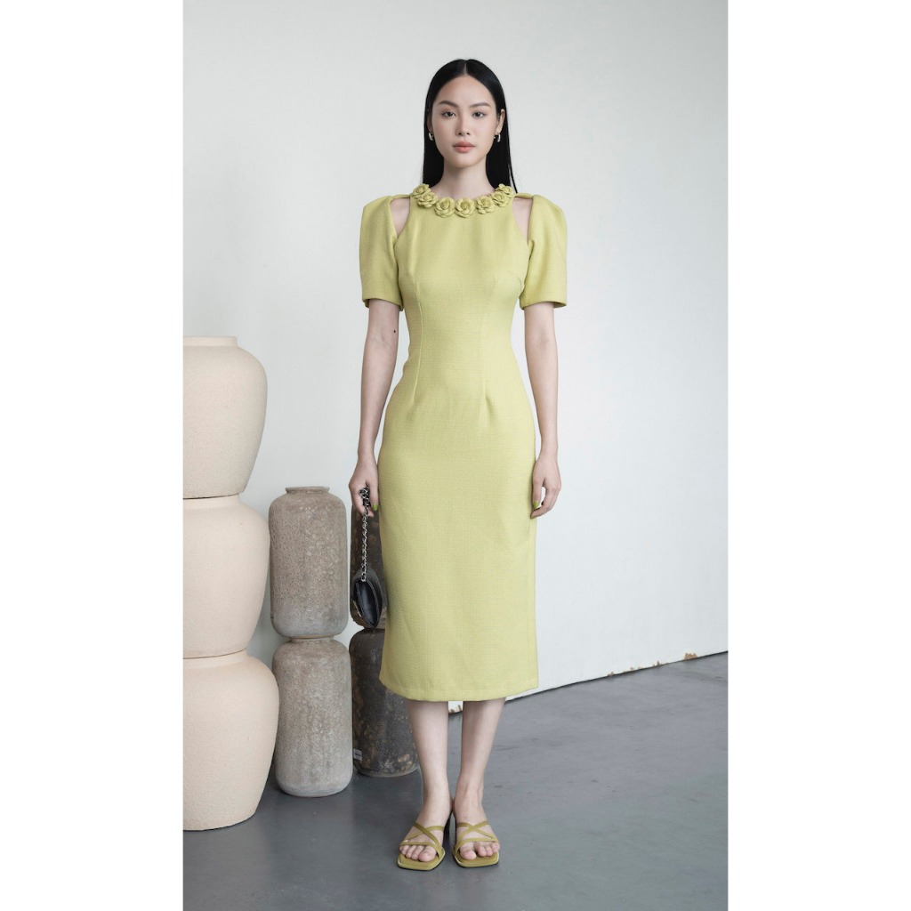 RẬP – Đầm Cổ Tròn Đính Hoa Vải Vay Khoét Tay Ngắn – FRESH 02