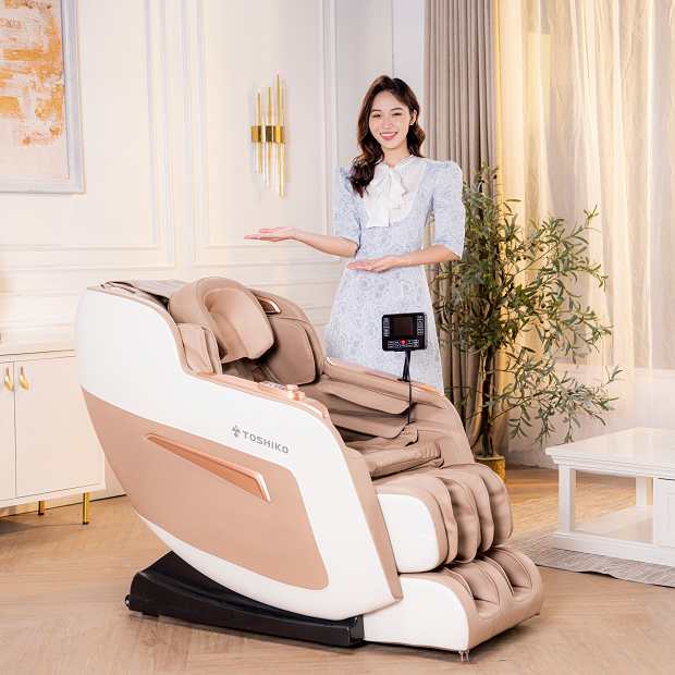 Đánh Giá Ghế Massage Toshiko T81: Con Lăn 3D, Giọng Nói Tiếng Việt, Thư Giãn Tại Nhà