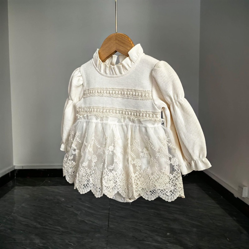 [MD34] Body suit ren dài tay phong cách Hàn cho bé gái