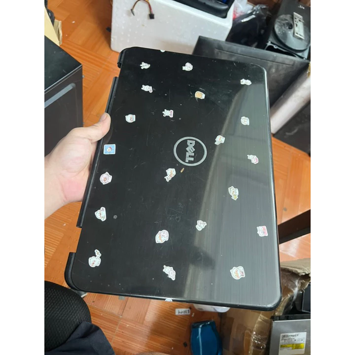 Thay Vỏ Laptop Dell Inspiron N5110 Cũ