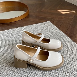 Giày đốc nữ một quai gắn ngọc da bóng đế cao 5cm hai màu đen kem