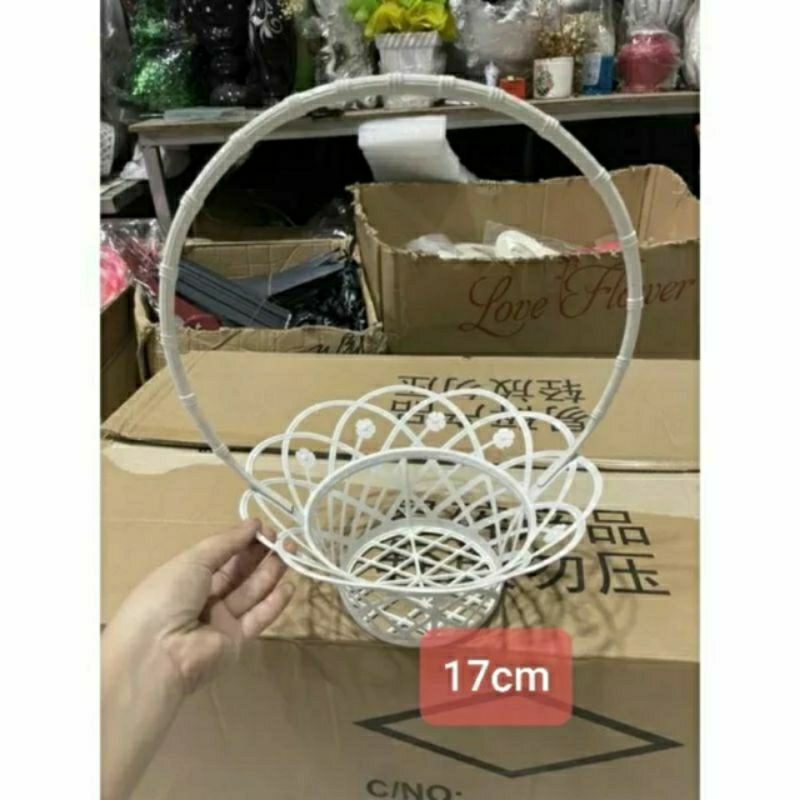 Giỏ nhựa cắm hoa mini ( rộng miệng 17cm) | Shopee Việt Nam