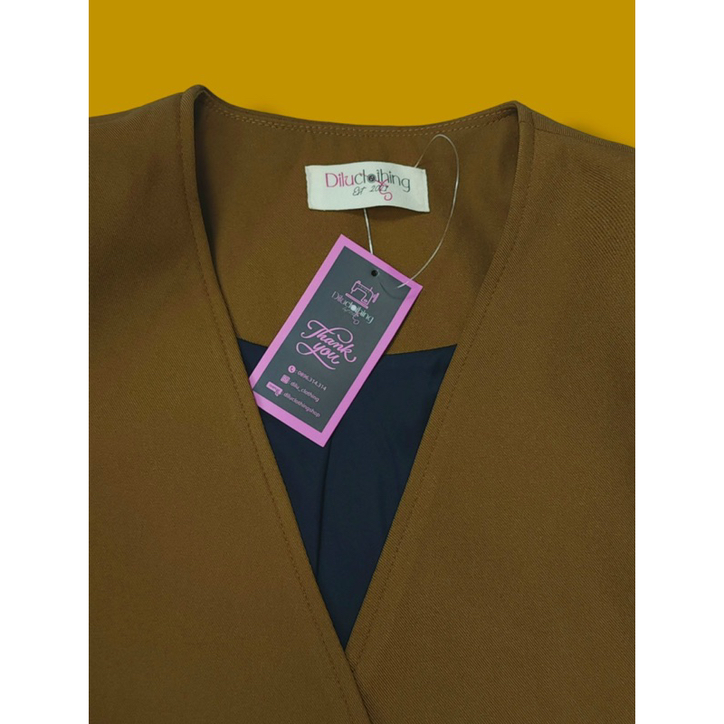Áo blazer nữ [MAY THEO SỐ ĐO] - chất liệu cao cấp, 2 lớp-lót lụa, NGẮN TAY KHÔNG CỔ NÂU  - Tiệm may Diluclothing