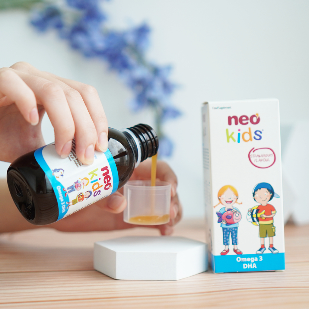 Neo Kids Dầu cá  Omega 3 DHA chai 150 ml + quà