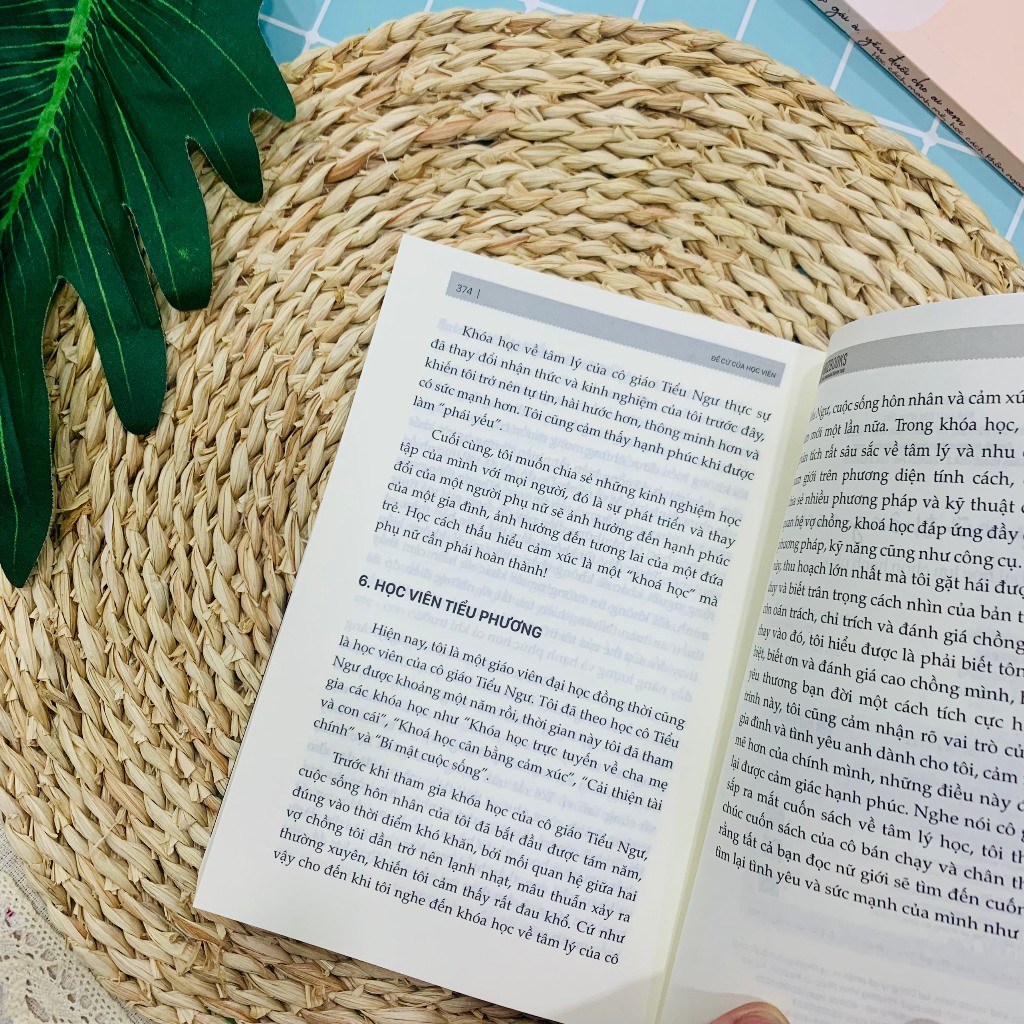 Sách Phụ Nữ Thông Minh: 7 Bài Học Lựa Chọn Hạnh Phúc - Bizbooks