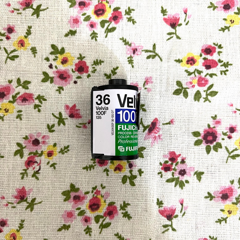 Film chụp ảnh Fuji velvia 36e nodate | Shopee Việt Nam