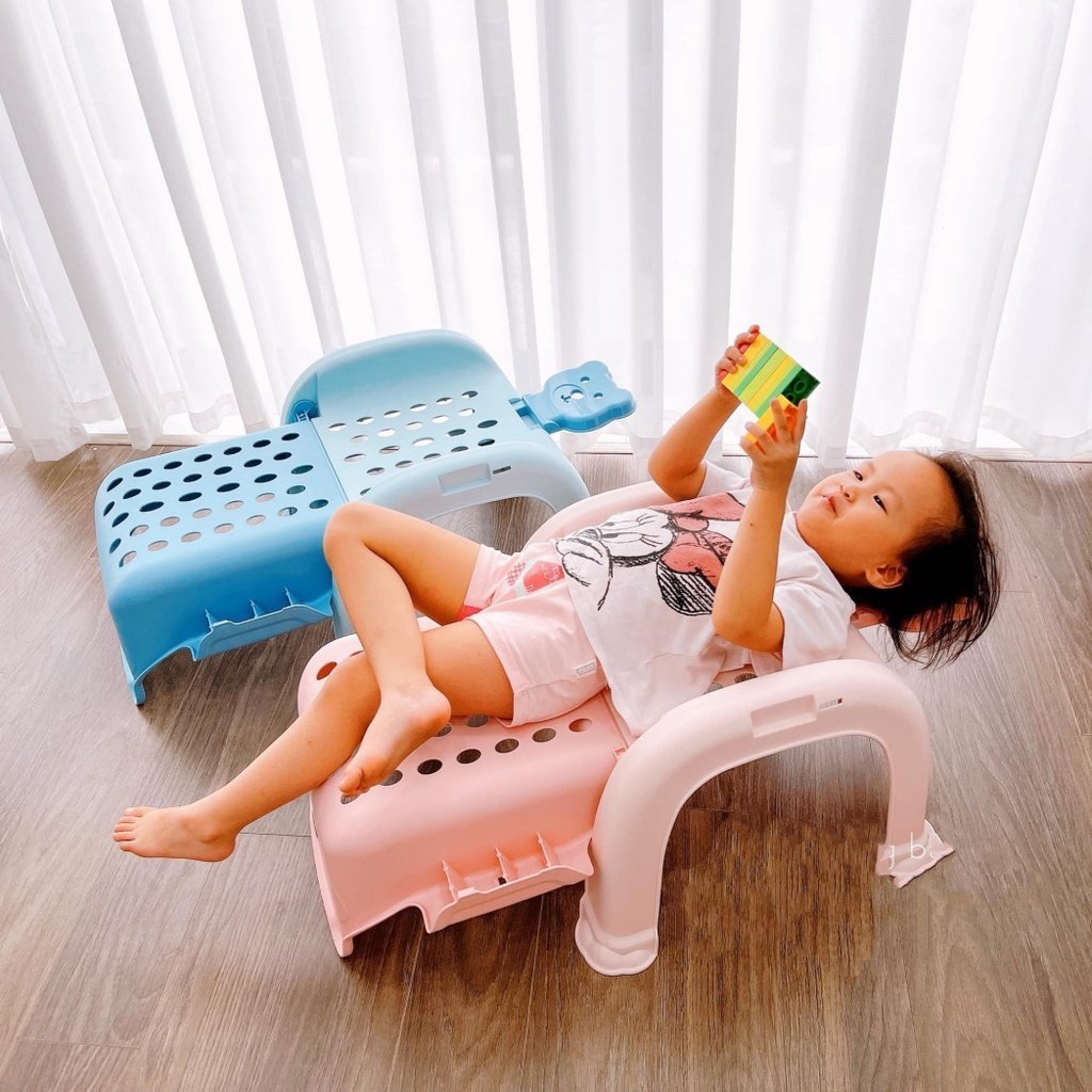 Ghế ăn dặm cho bé kiêm ghế gội đầu biến hình 3 in 1 bé