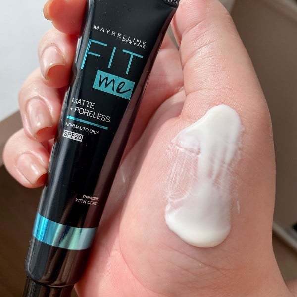 Kem Lót Kiềm Dầu, Lâu Trôi, Ngăn Xuống Tông Maybelline Fit Me Matte MINISIZE