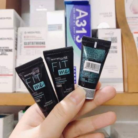 Kem Lót Kiềm Dầu, Lâu Trôi, Ngăn Xuống Tông Maybelline Fit Me Matte MINISIZE