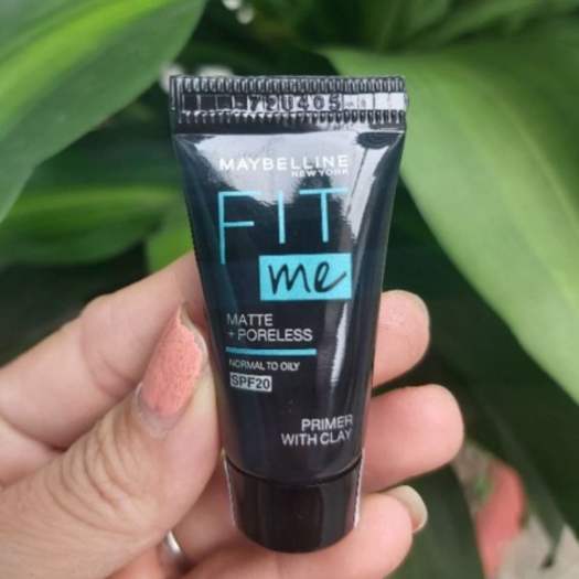 Kem Lót Kiềm Dầu, Lâu Trôi, Ngăn Xuống Tông Maybelline Fit Me Matte MINISIZE