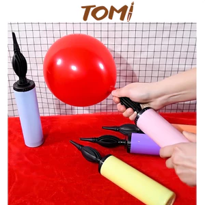 Dụng Cụ Bơm Bong Bóng Lớn Bằng Tay TOMI 035