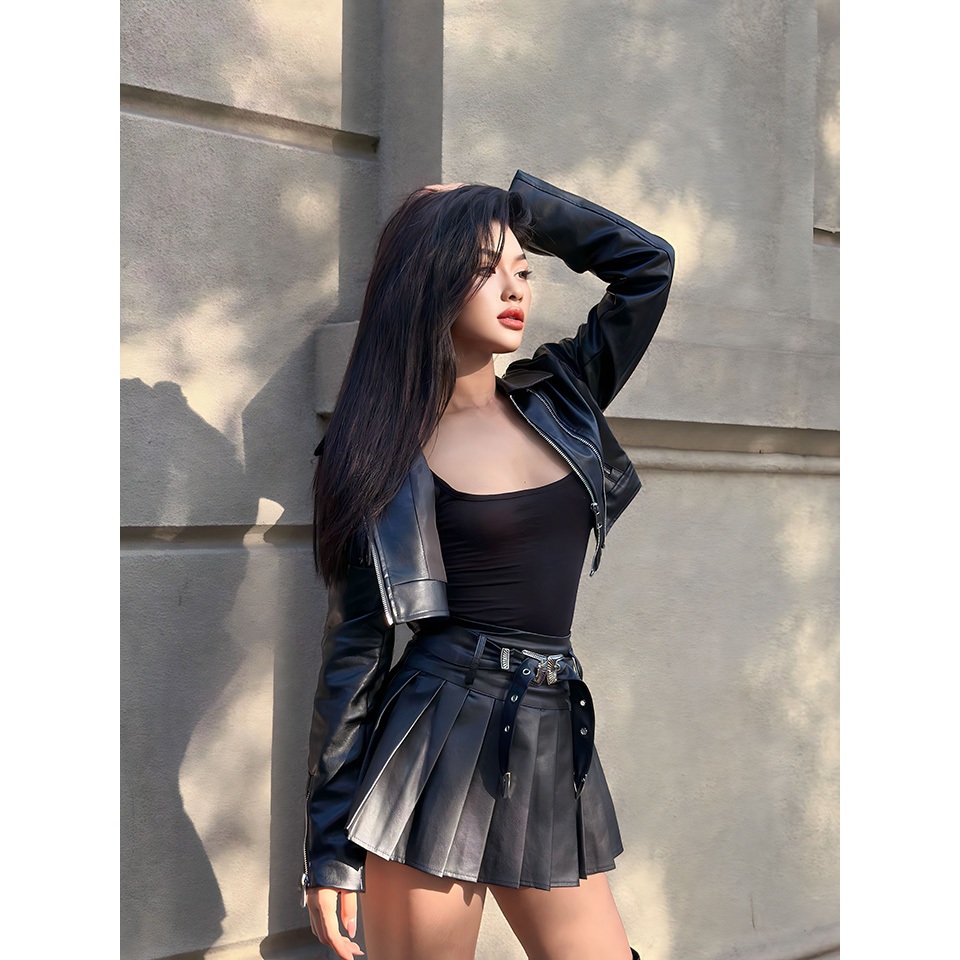Set áo khoác da croptop cổ bẻ cùng chân váy da ngắn xếp ly kèm đai 𝑩𝒍𝒂𝒄𝒌 𝑺𝒂𝒍𝒍𝒚 𝑺𝒆𝒕