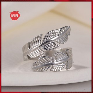 Nhẫn titan chiếc lá không đen - Trang sức Bé Heo BHN145-2
