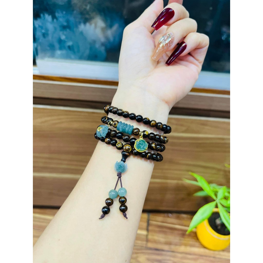 Vòng tay trầm hương sánh chìm 6 ly 108 hạt mix đá thạch anh cao cấp màu xanh kèm vàng 10 ka, dành cho nữ.
