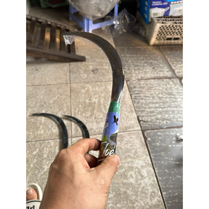 Lưỡi Liềm Dùng Cắt Cỏ , Cắt Lúa , Cắt Rau Cán Nhựa , Cán Gỗ Ngắn , Cán Gỗ Dài