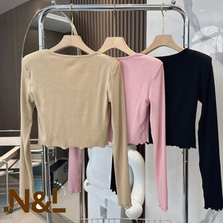 Set bộ đồ 3 món, Áo croptop hai dây, Áo khoác ngoài, Quần dài dáng xuông tôn dáng, sang trọng, quý phái