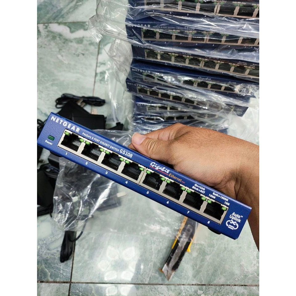 Alimentatore USB 5V DC 10A con 10 porte