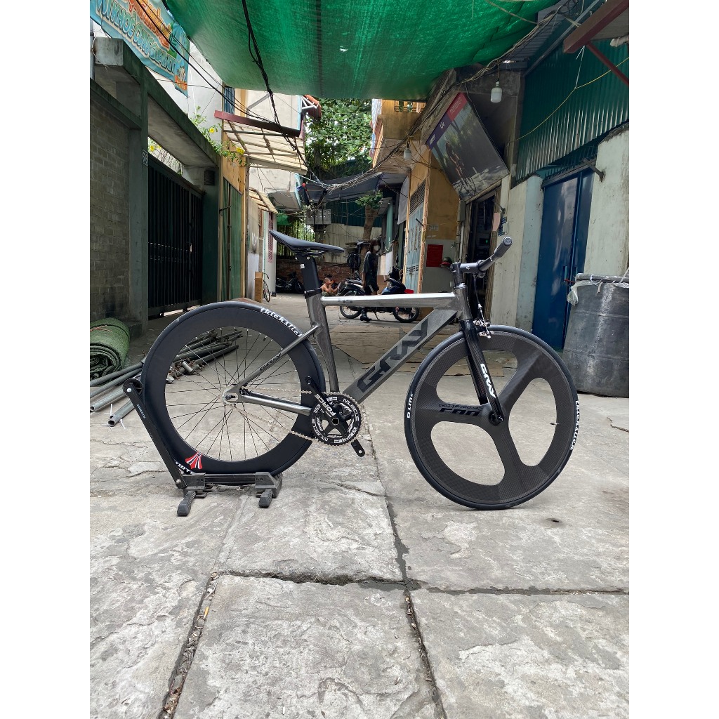 Xe đạp fixed gear Gray f15 có phanh tay ngang, vành trước 3 đao carbon ...