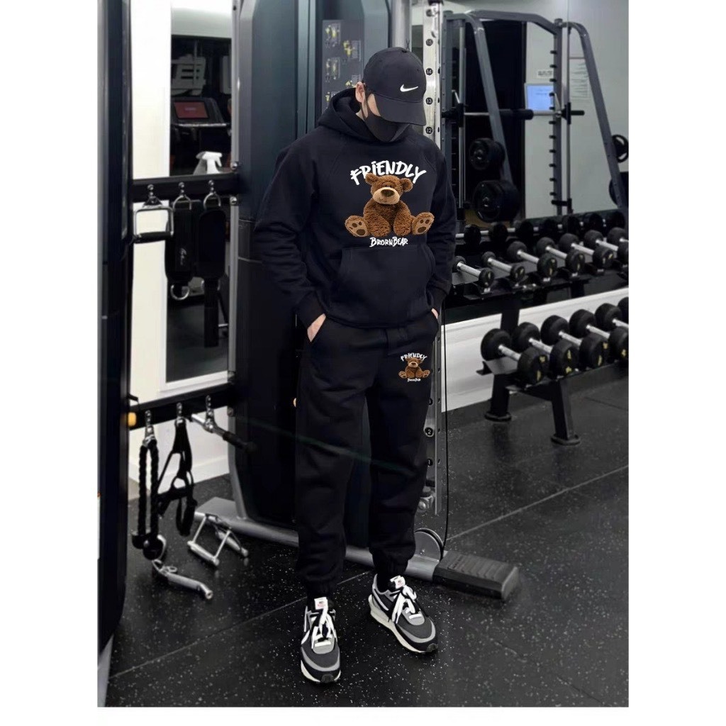 Bộ Nỉ Thể Thao Hoodie Phối Hoạ Tiết Gấu FRIENDLY Sành Điệu, Chất Liệu Nỉ Ngoại Mềm Mịn Thấm Hút Mồ Hôi Cực Tốt