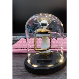 Giá Đỡ Đồng Hồ Kệ Treo Để Đồng Hồ Có Để Sạc Có Hộp Kính Trong Suốt Chống Bụi