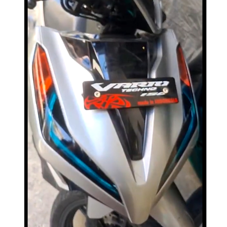 Demi [V3] dán đèn xe Vario đời 2018 đến 2023. Decal cao cấp chống nước, không bay màu