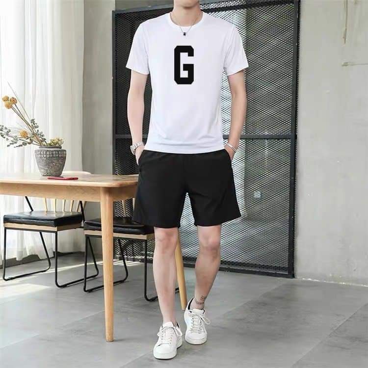 Bộ Phông Hè Cổ Tròn Phối Hoạ Tiết Chữ G Sành Điệu, Chất Liệu Cotton Ngoại Mềm Mịn Thấm Hút Mồ Hôi Cực Tốt