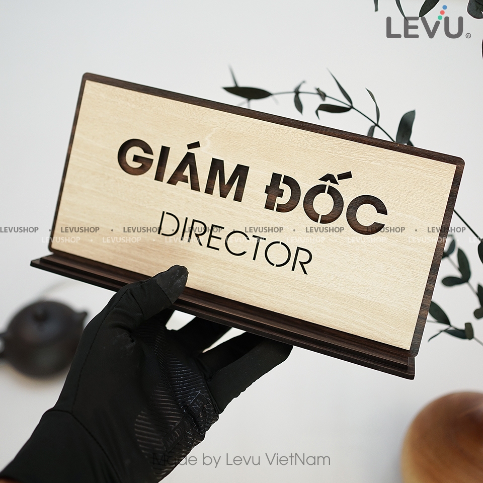 Bảng gỗ chức danh để bàn giám đốc director LEVU-BG47
