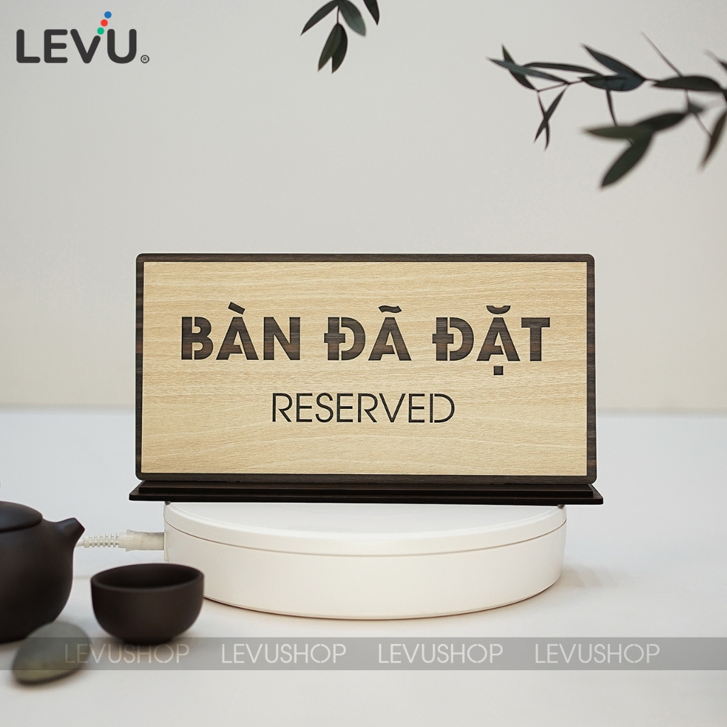 Bảng gỗ bàn đã đặt reserved trang trí nhà hàng quán ăn có chân đế để bàn LEVU-BG44