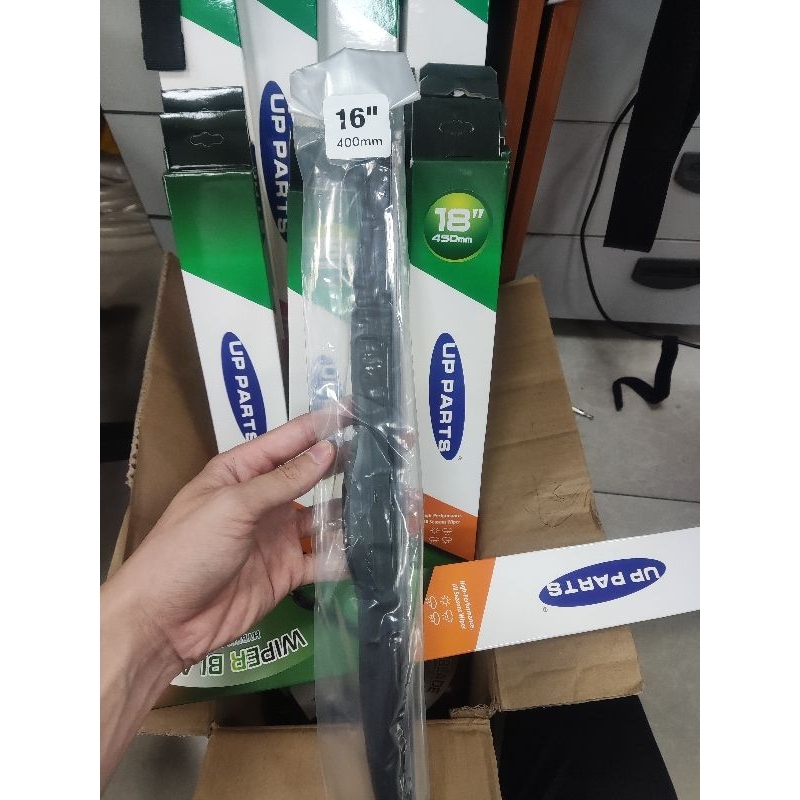 Gạt mưa ô tô ba khúc UP PARTS