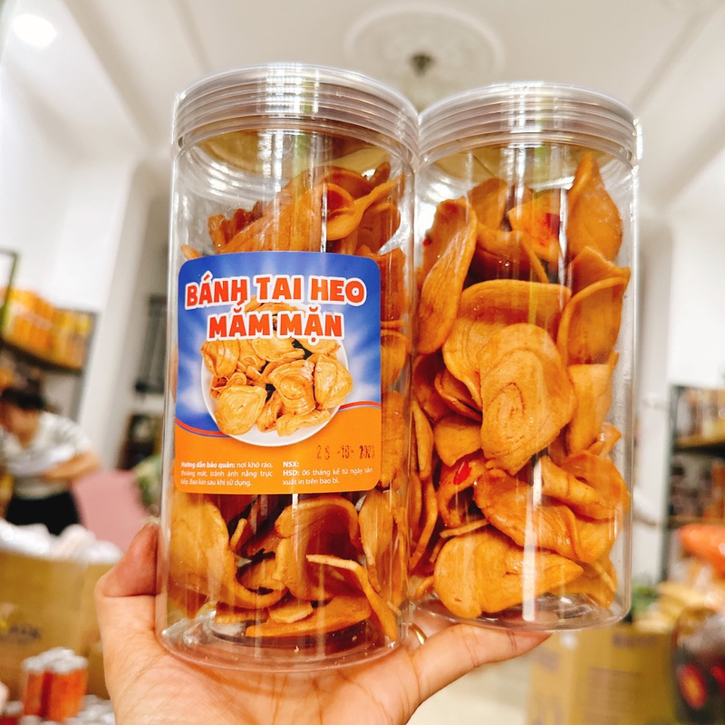 Tai Heo Sốt Mắm Mặn lon pet 230gr