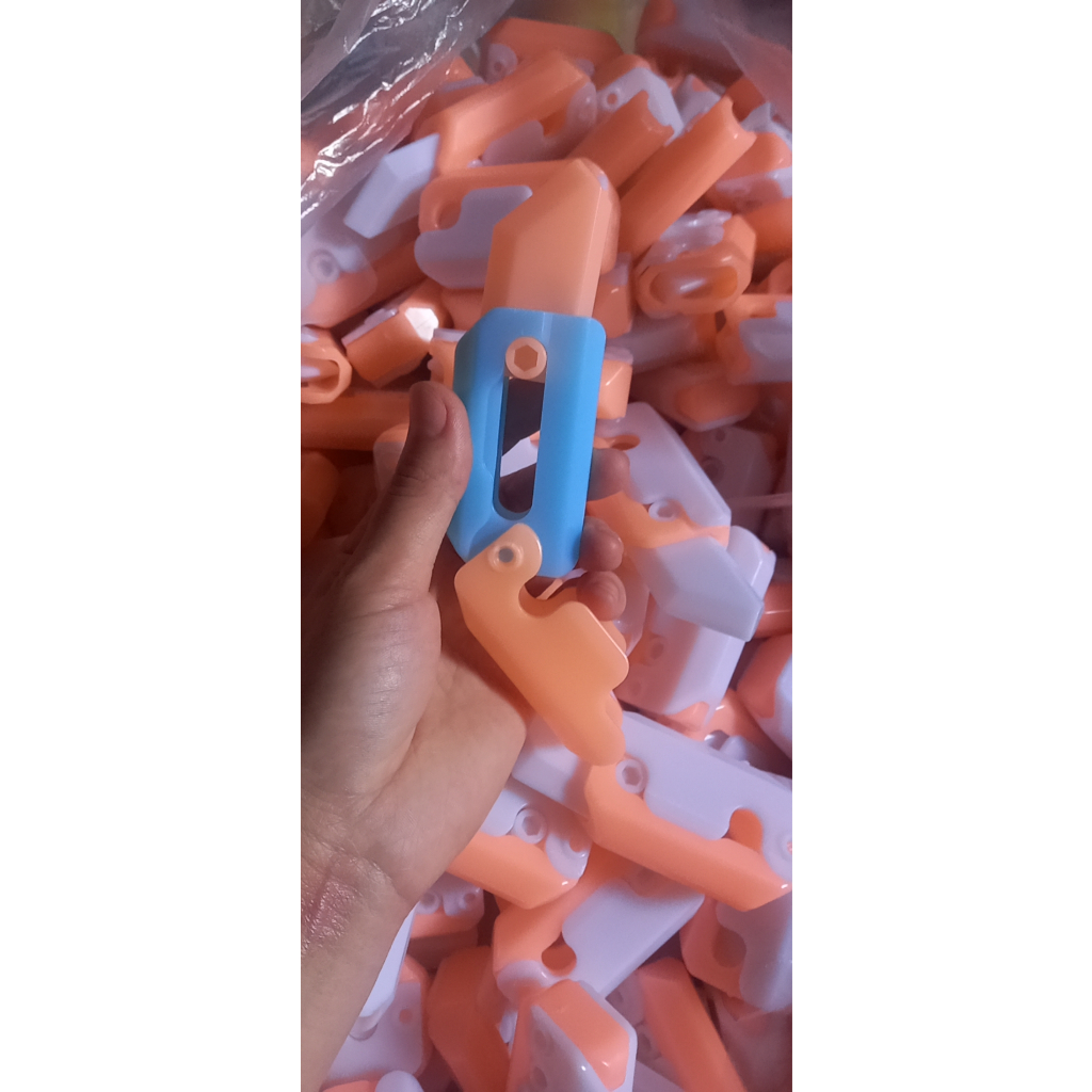 Dao  Đồ Chơi Meme Cà Rốt Trọng Lực 3D Đồ Chơi Kéo Dài Hình Cà Rốt