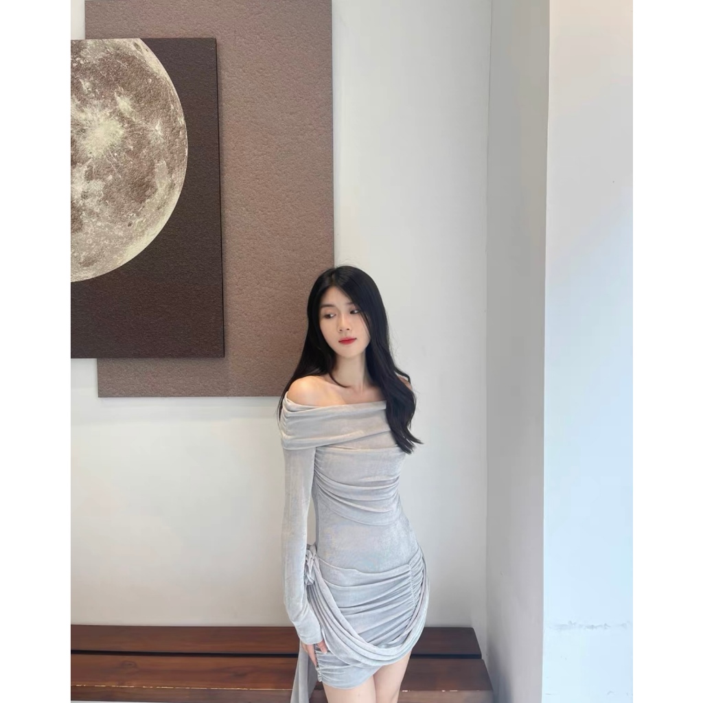 Váy dáng ngắn ôm body nhún eo - Váy dài tay trễ vai phối hoa tua rua
